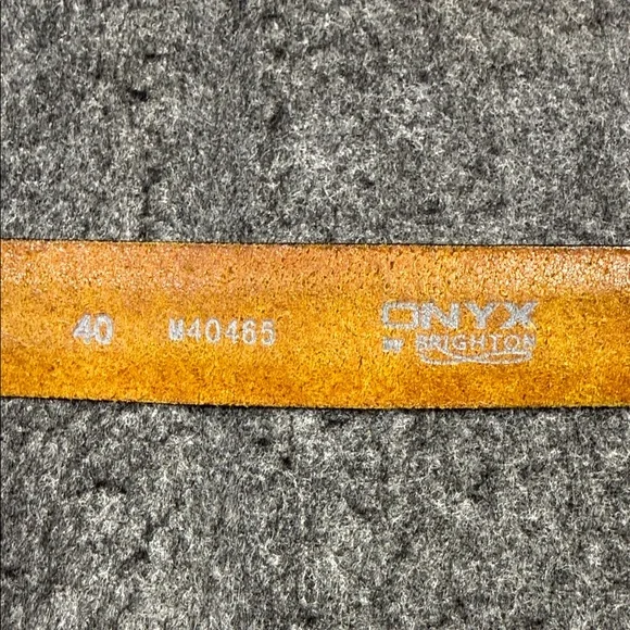 Brighton ONYX Tan Leather Belt with Distinctive Silver Buckle - Picture 2 of 14